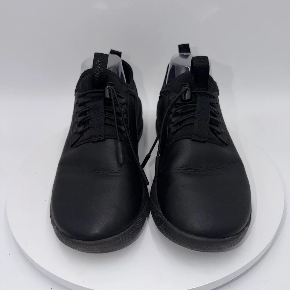 Clove Nursing Shoes All Black Women's Size 9.5 Men's Size 8 Waterproof
